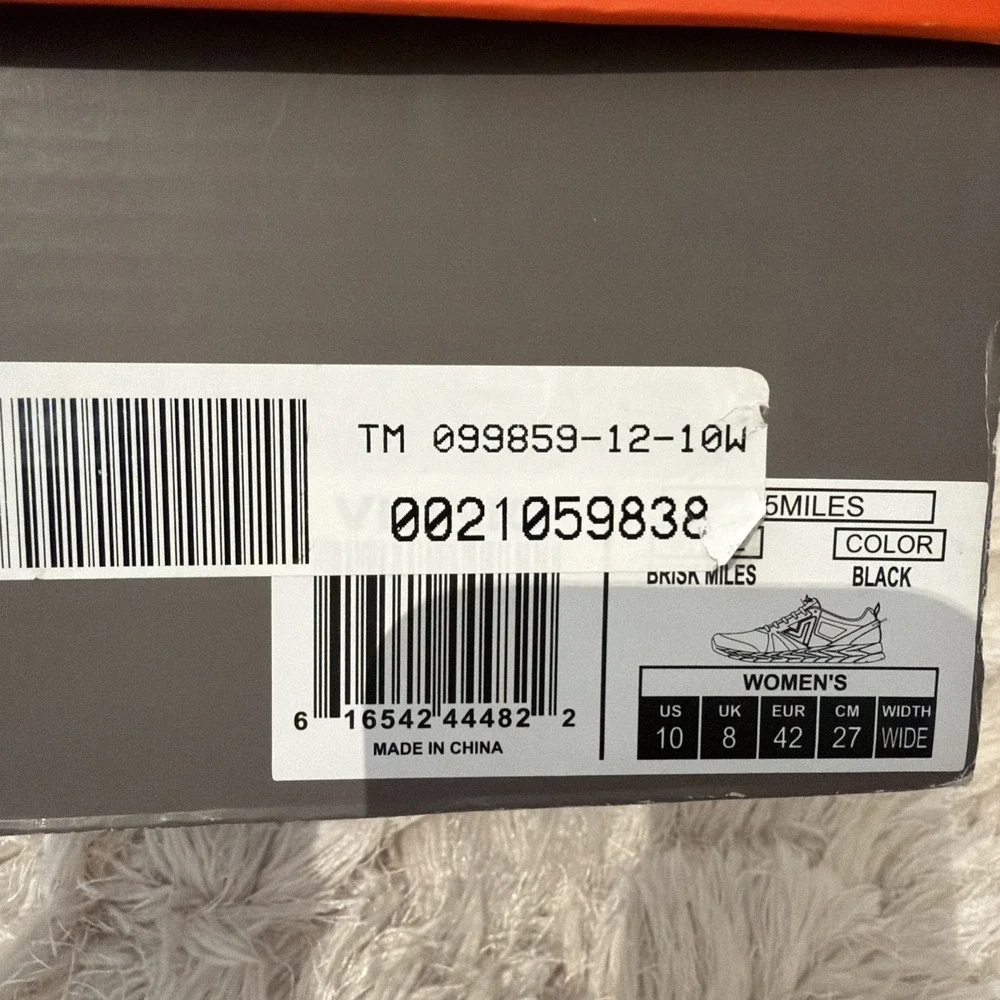 Vionic Women's 335 Miles Sneakers - Black/Mesh - Brand New - Size 10W